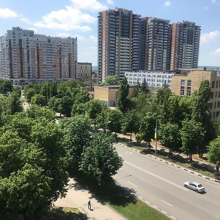 Modern Apartment With Panoramic View Near Metro 23August Harkov Kültér fotó