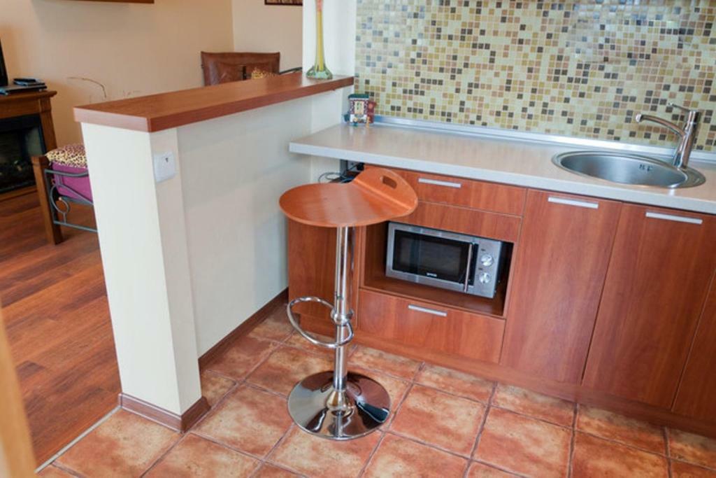 Modern Apartment With Panoramic View Near Metro 23August Harkov Kültér fotó